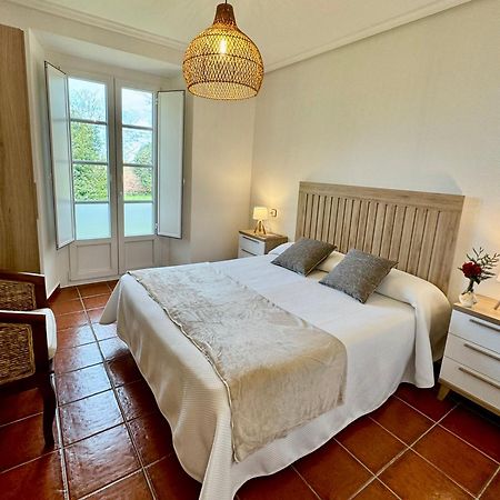 Apartamentos Santa Marina リャネス エクステリア 写真