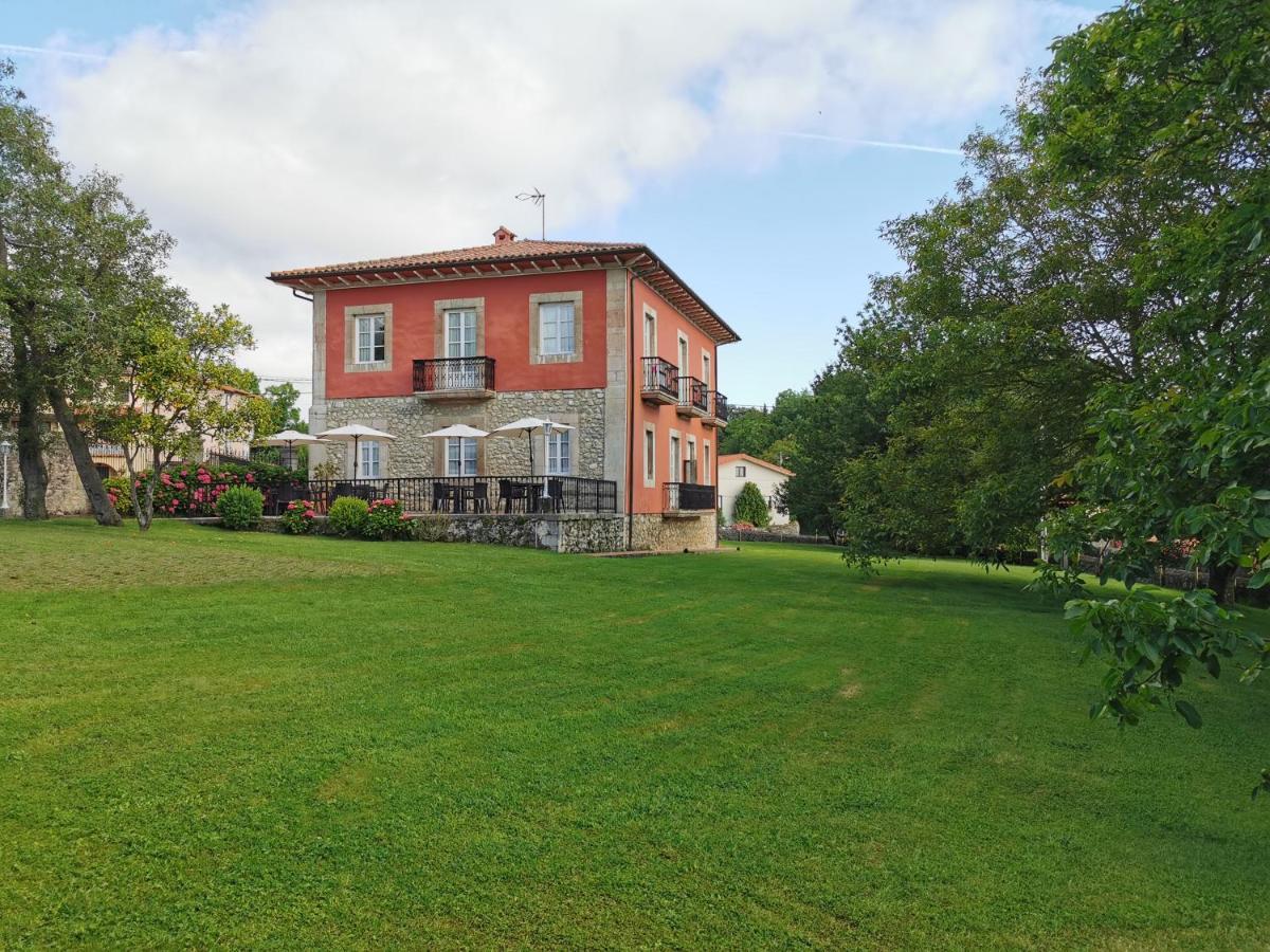 Apartamentos Santa Marina リャネス エクステリア 写真