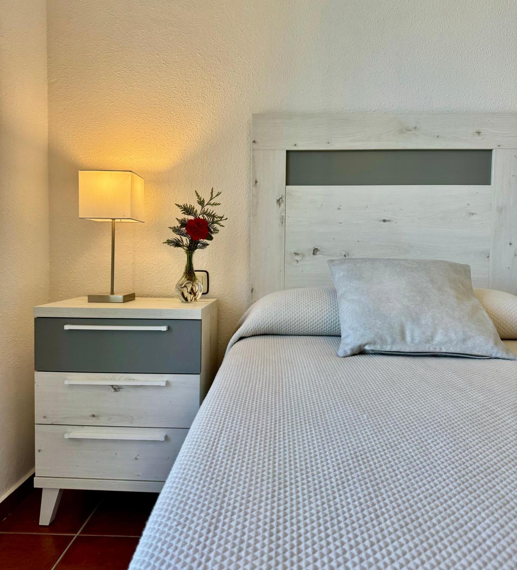 Apartamentos Santa Marina リャネス エクステリア 写真